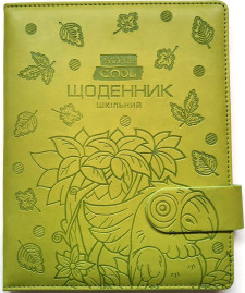 Щоденник Шкільний тверда палітурка, обкладинка Штучна шкіра, Тиснення зображення +  Застібка магнітна з тисненням, розмір 167х211 мм, 48 аркушів, дизайн - SD1600